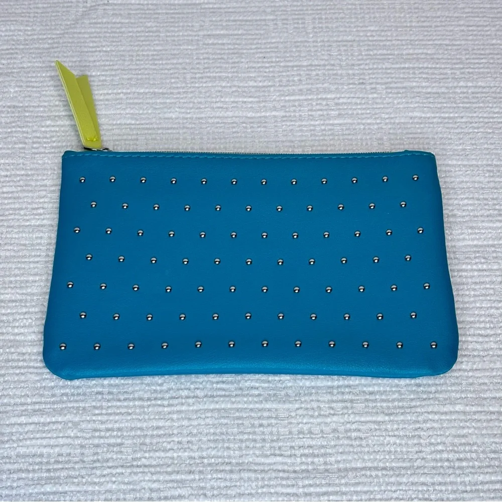 Ipsy Milestone 100th Glam Bag, Teal Studded - March 2020